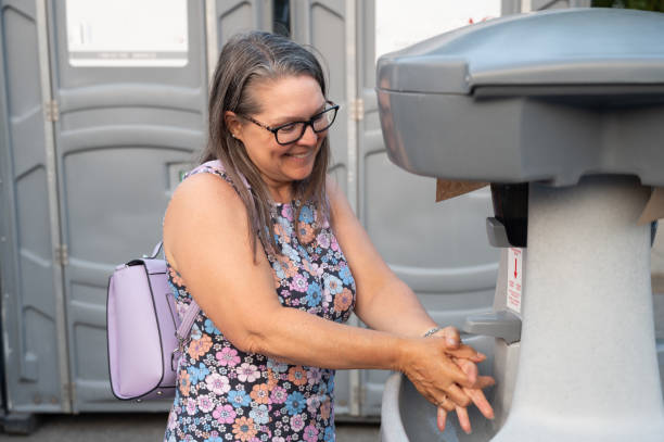 Best Portable toilet rental cost  in Carnot Moon, PA